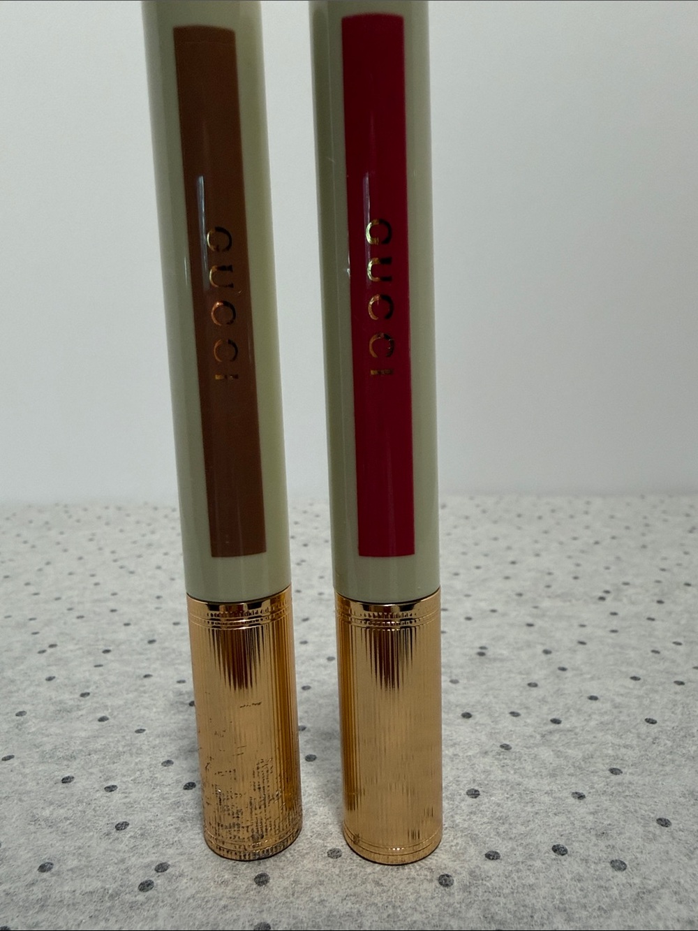 Gucci 415 & 226 lipstick Gloss Set with Gold Accents